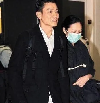 6位天王嫂境遇大不相同,方媛帶孩子坐經濟艙,李靚蕾8年婚姻破碎 6位天王嫂境遇大不相同,方媛帶孩子坐經濟艙,李靚蕾8年婚姻破碎