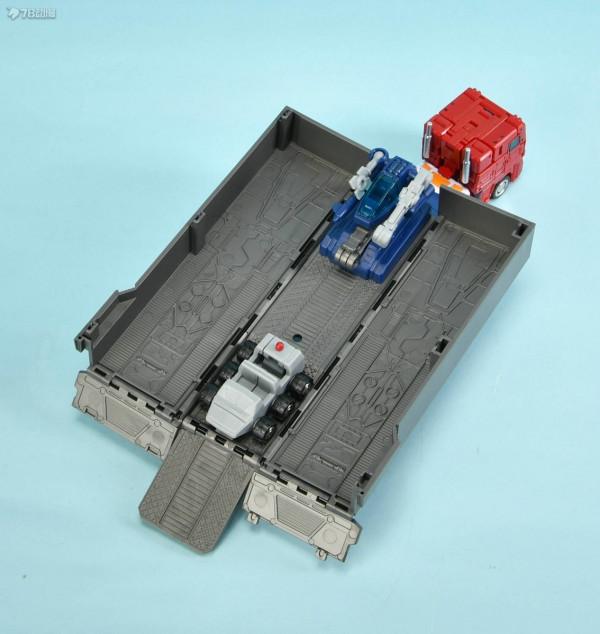 78官測：變形金剛第三方 小比例 NEWAGE 擎天柱