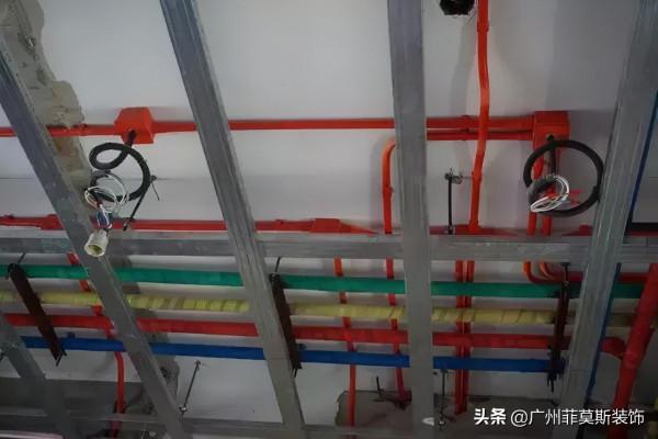 菲莫斯裝飾每一個工地都是標杆工程,注重細節才能成就別墅品質 菲莫斯裝飾每一個工地都是標杆工程,注重細節才能成就別墅品質