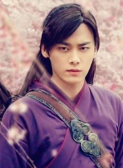 紫衣別瞎穿,這6位的紫衣高貴典雅,冷酷有氣度,個個翩翩佳公子 紫衣別瞎穿,這6位的紫衣高貴典雅,冷酷有氣度,個個翩翩佳公子