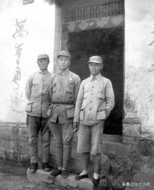 1955年授銜時，有十位開國上將被當場任命為軍區司令，他們都是誰