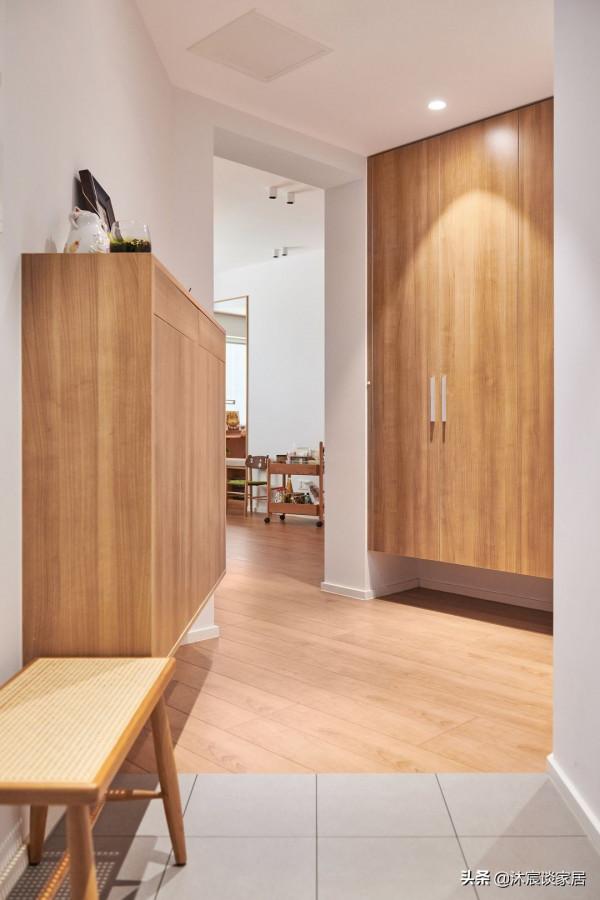 44歲的阿姨，與母親同住，兩人把家佈置得溫馨美好，適合居家養老