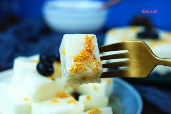 過完年，用家裡喝不完的牛奶做一道美食，無油不長胖，可勁兒吃