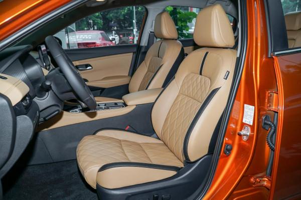 頂配均為14萬出頭,第七代伊蘭特與日產軒逸,它們差在哪? 頂配均為14萬出頭,第七代伊蘭特與日產軒逸,它們差在哪?