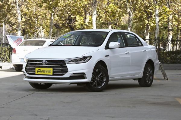 比亞迪秦一年養車費用需要花費多少錢？