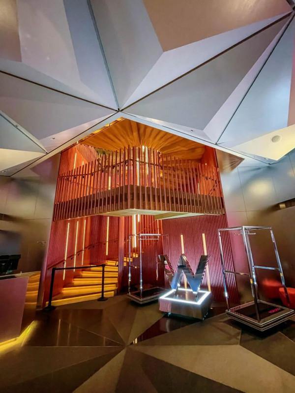 評測日本首家W酒店,“調皮的大阪商人”就很酷 評測日本首家W酒店,“調皮的大阪商人”就很酷