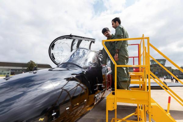卡達將在其不斷擴大的空軍中增加第二架先進的噴氣式教練機