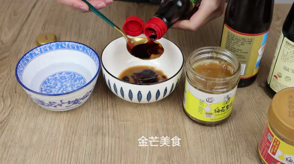 調花生醬，只放水放油是大錯，學會這一招，和飯店裡調得一樣好吃