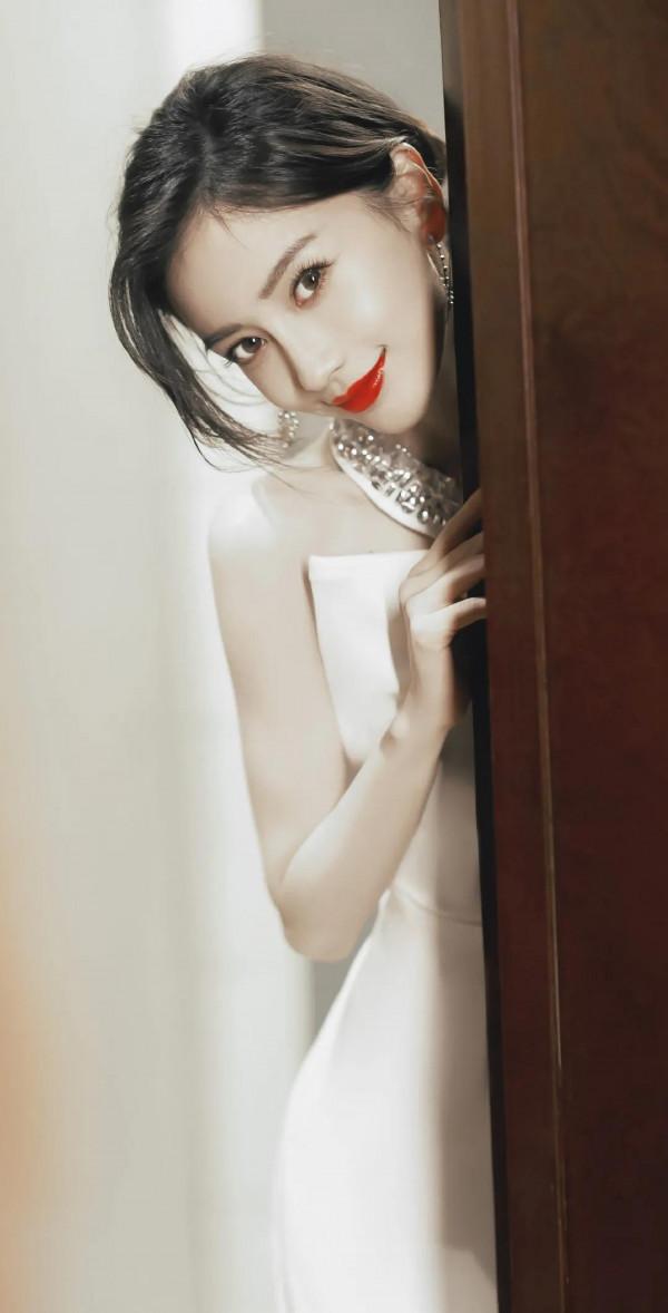 angelababy吊帶裙，餘生再無傾城色，一草一木皆相思