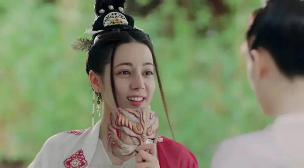 一個比一個P得狠!離開了打光和精修,女明星們到底長什麼樣? 一個比一個P得狠!離開了打光和精修,女明星們到底長什麼樣?