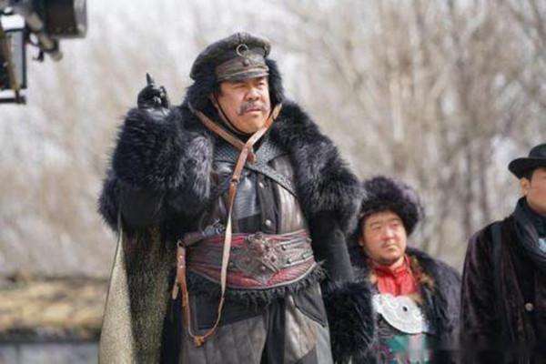 孫榮久因會武功上山當土匪，為何被國共兩軍任命為司令，結局如何