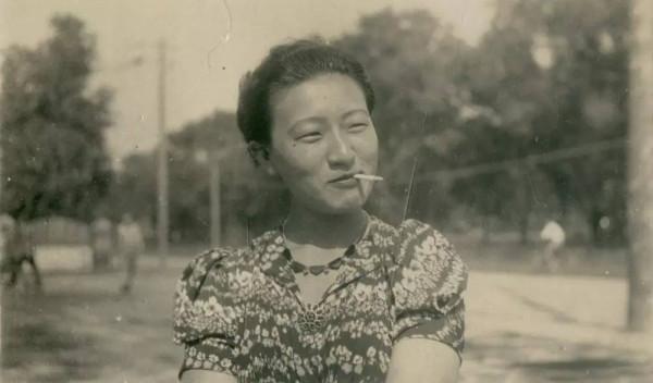 金默玉：家人逃亡前，兄長留下6個孩子待養，全屋財產卻只剩100塊