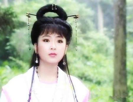 當年劇組沒錢打首飾，女演員滿頭鐵線鋼圈，卻打造出一批古裝女神