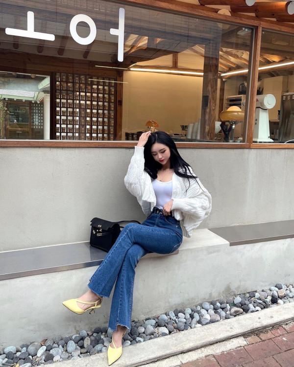 毛衣這樣穿搭很有品味，輕鬆告別路人感，打造高顏值女神氛圍感