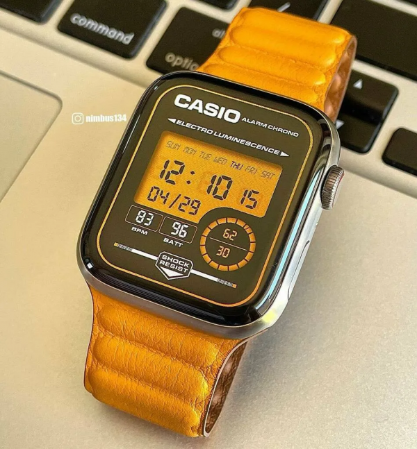 太空人錶盤抄襲!華為手錶火爆全網收入1300萬的設計啥情況? 太空人錶盤抄襲!華為手錶火爆全網收入1300萬的設計啥情況?