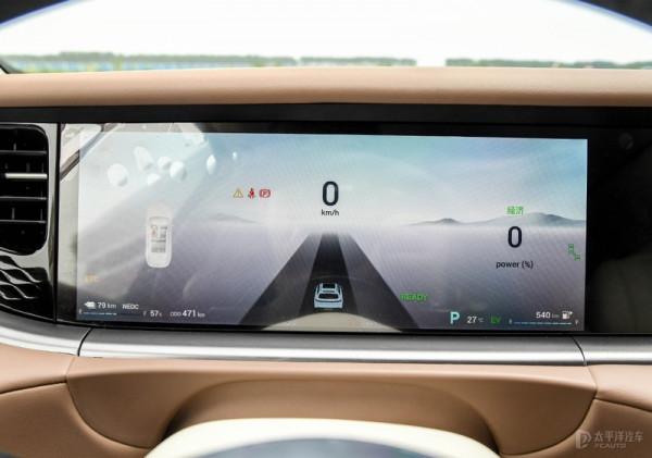 東風除了是導彈製造商，造豪華效能新能源SUV也是拿手好戲