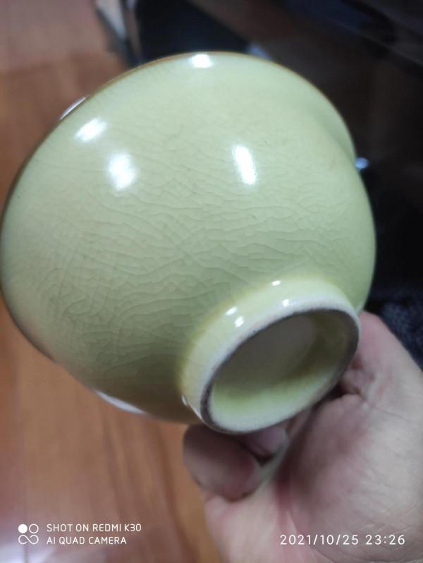 明永樂淡黃釉小碗 明永樂淡黃釉小碗