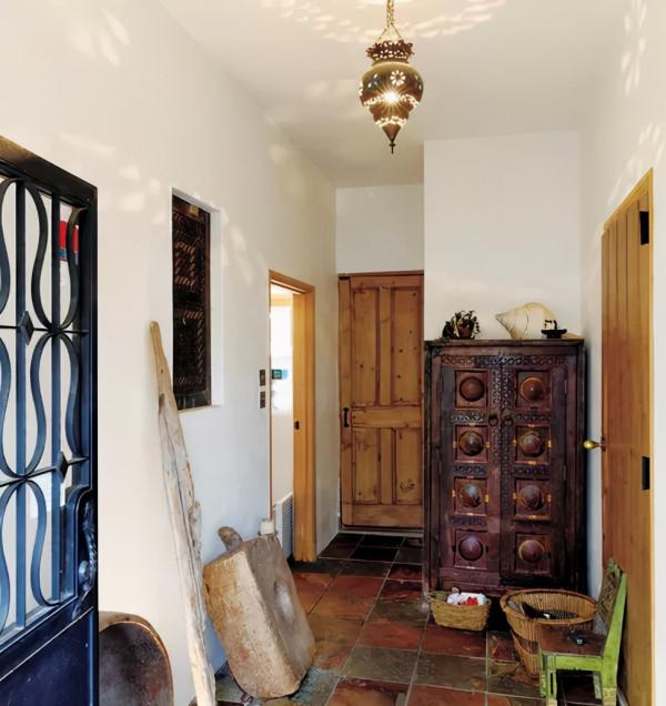 她從全職太太變成女總裁後,怒甩渣男,買7套房換著住:太爽了 她從全職太太變成女總裁後,怒甩渣男,買7套房換著住:太爽了