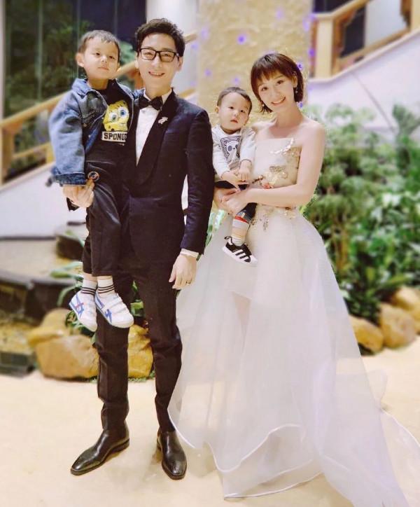 剛強：如果春妮不嫌棄我，我沒意見，這10對主持人的愛情故事感人