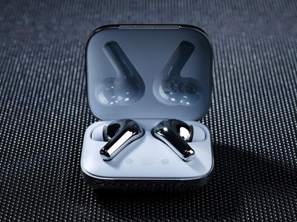 一加Buds Pro秘銀圖賞 高顏值也有硬實力