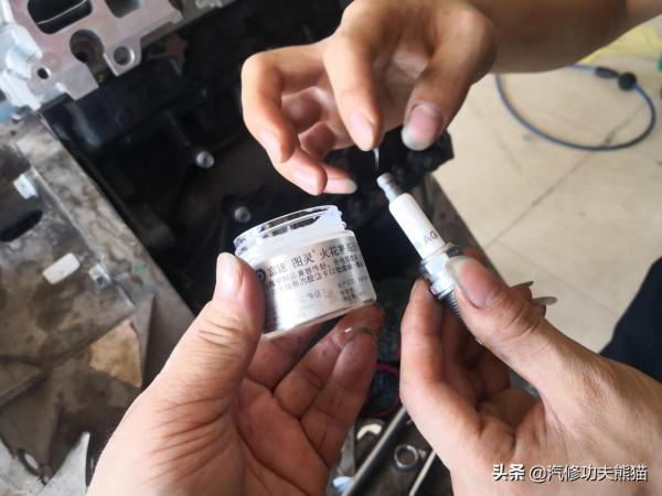 大眾高爾夫1.4T差點開報廢，燒機油、燒防凍液、缺缸大修一次解決