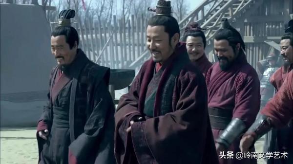 諸侯分封不公,怨言極多,酒後藉機罷兵權 諸侯分封不公,怨言極多,酒後藉機罷兵權