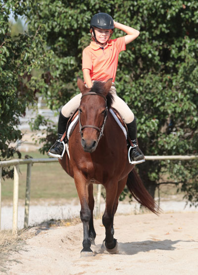 馬術騎乘的幾個練習,幫你找到馬鞍中的感覺 馬術騎乘的幾個練習,幫你找到馬鞍中的感覺
