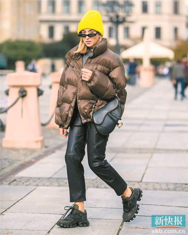 越胖越顯瘦?麵包服拗造型瞭解一下 越胖越顯瘦?麵包服拗造型瞭解一下