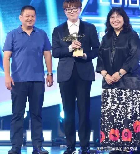 沒有專業背景,長了一副“慫喪”相,如何逆襲成音樂界明日之子? 沒有專業背景,長了一副“慫喪”相,如何逆襲成音樂界明日之子?