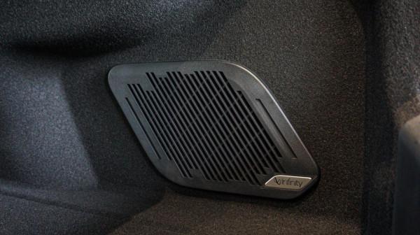 探店拍車-國產運動之光領克03 探店拍車-國產運動之光領克03