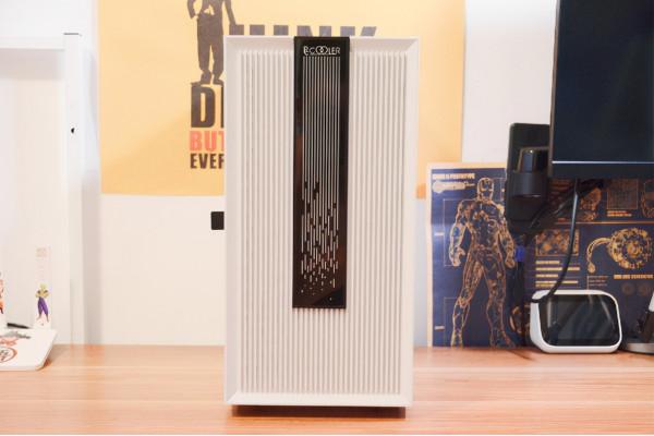 顏值線上，超頻三PCCOOLER）光愈機箱體驗，治癒系不只有小姐姐