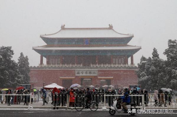 景山壽皇殿，被低估的雪景拍攝地，沒有約到故宮，來這裡