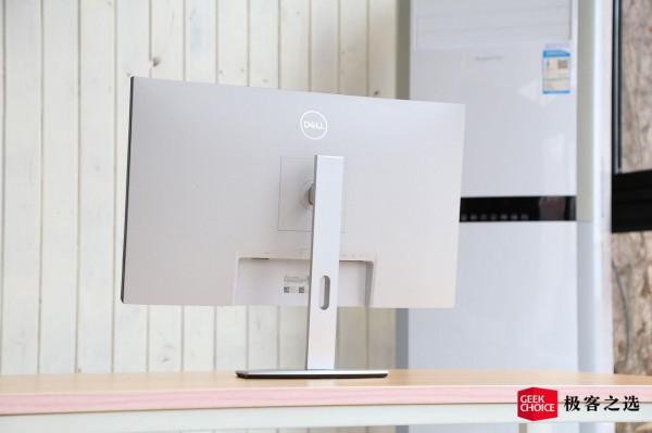 戴爾 S2722QC：這款 27 英寸 4K 顯示器，或許是第二工位的理想選擇