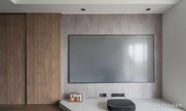 老婆強拆土氣背景牆，婆婆抓狂！老公用4種方案化解矛盾