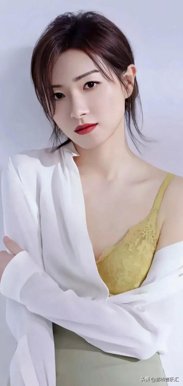 明星高畫質美圖《萬茜》 明星高畫質美圖《萬茜》