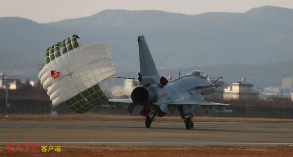 多圖直擊｜南部戰區航空兵實戰化訓練