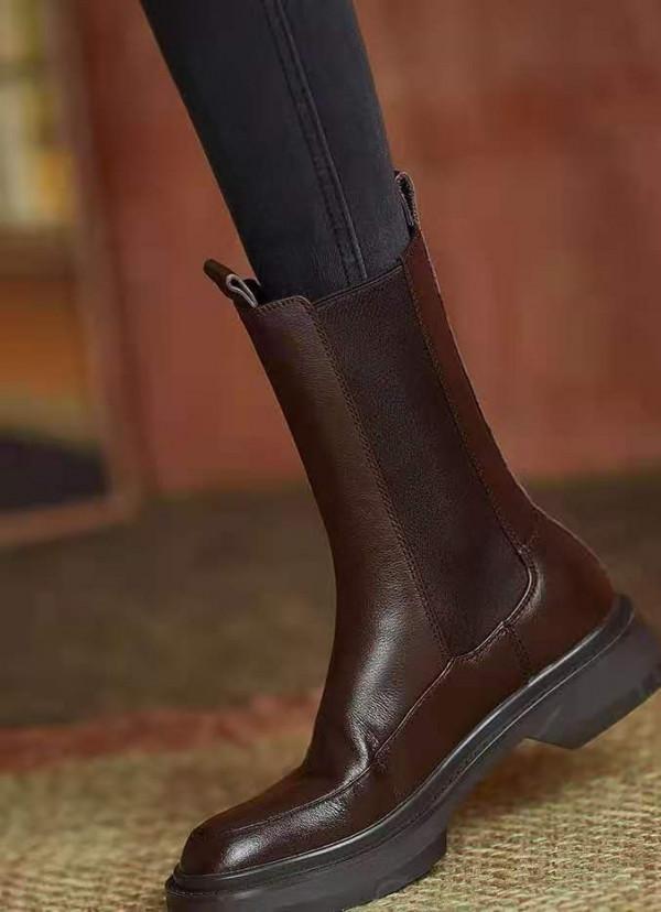 最近火了一種穿法,叫“呢大衣+煙管靴”,時髦保暖,誰穿誰好看 最近火了一種穿法,叫“呢大衣+煙管靴”,時髦保暖,誰穿誰好看