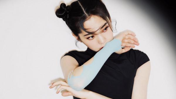 歐陽娜娜身穿黑色修身旗袍,盡顯俏皮可愛 歐陽娜娜身穿黑色修身旗袍,盡顯俏皮可愛