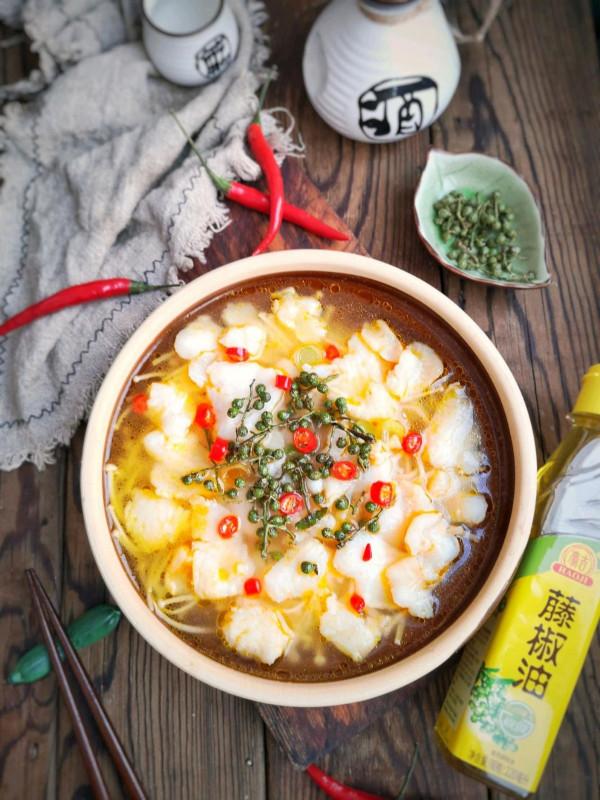 金湯藤椒魚片：鮮香嫩滑，酸辣爽口，家庭版快手菜