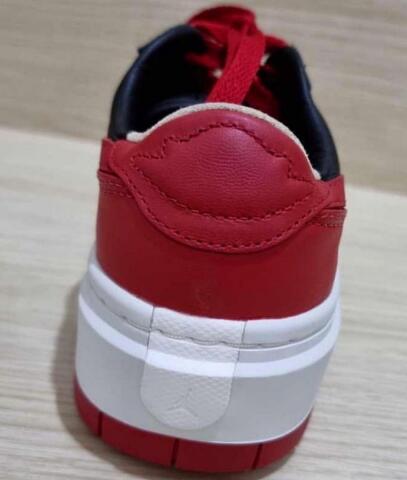 歐文8代多配色曝光，LBJ19金紫色來襲，還有一款“鬆糕鞋”？