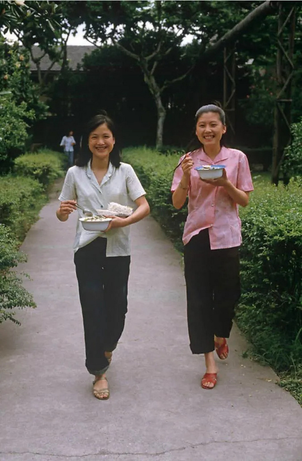 滿滿的感動，每一張老照片都是故事，美好的八十年代