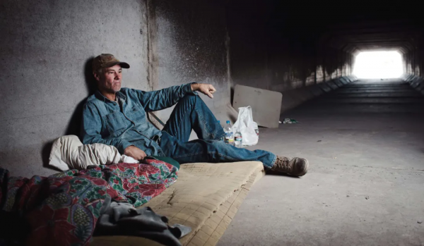 大量美國人，像老鼠一樣死在下水道里