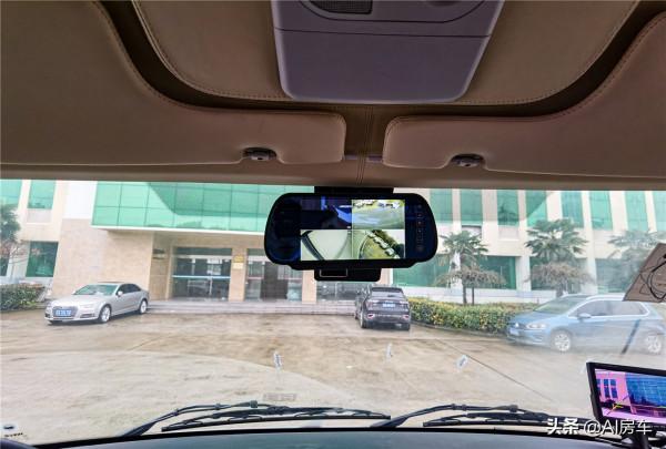 星球命名的旅行車？顏值高，功能強，空間也大，6人食宿很簡單