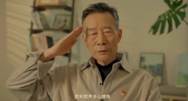 把唐國強和張國立安排在一起，導演用心了，殷秀梅把晚會推向高潮