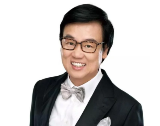 黃百鳴74歲了!當年出演開心鬼的 原來是菲律賓總統女兒? 黃百鳴74歲了!當年出演開心鬼的 原來是菲律賓總統女兒?