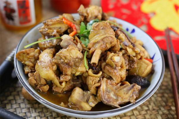 小時候常吃的“生炒雞”會做了!省事好吃,雞肉裡外都香,吃不夠 小時候常吃的“生炒雞”會做了!省事好吃,雞肉裡外都香,吃不夠