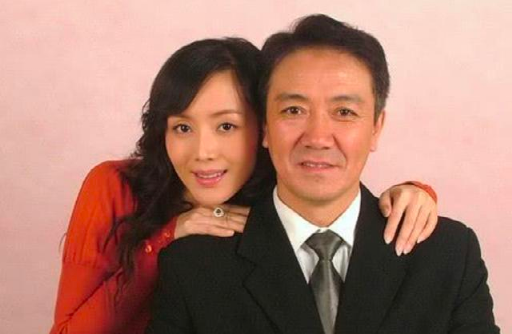 李幼斌:憑藉《亮劍》封神,為娶3婚史蘭芽淨身出戶,他圖什麼? 李幼斌:憑藉《亮劍》封神,為娶3婚史蘭芽淨身出戶,他圖什麼?