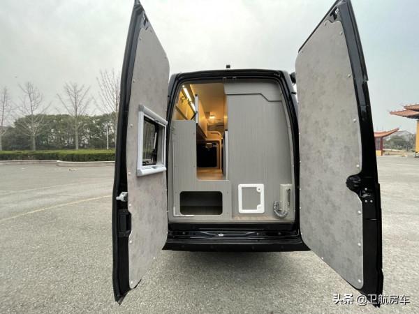 F590 五座商務款，無吧檯大空間