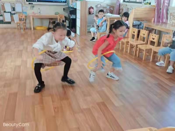 巍山中心幼兒園白坦園區:萌娃戲中秋 巍山中心幼兒園白坦園區:萌娃戲中秋