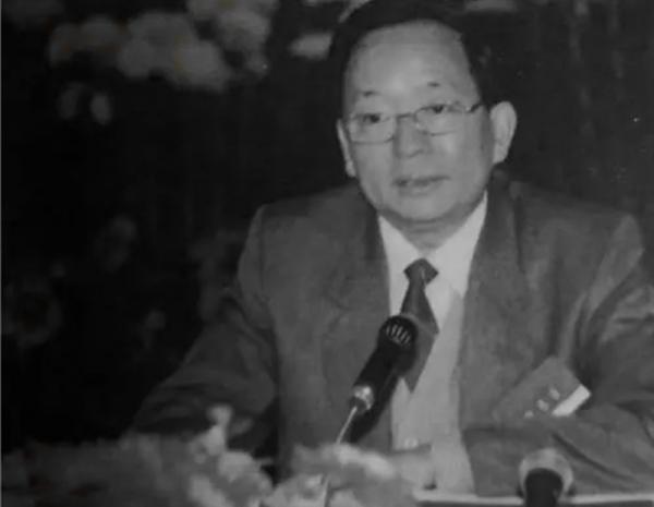 1988年趙南起被授上將軍銜,老幹部卻說他是臥底,其中有何隱情? 1988年趙南起被授上將軍銜,老幹部卻說他是臥底,其中有何隱情?